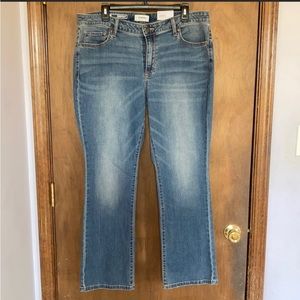 Sonoma | Bootcut mid-rise 18S